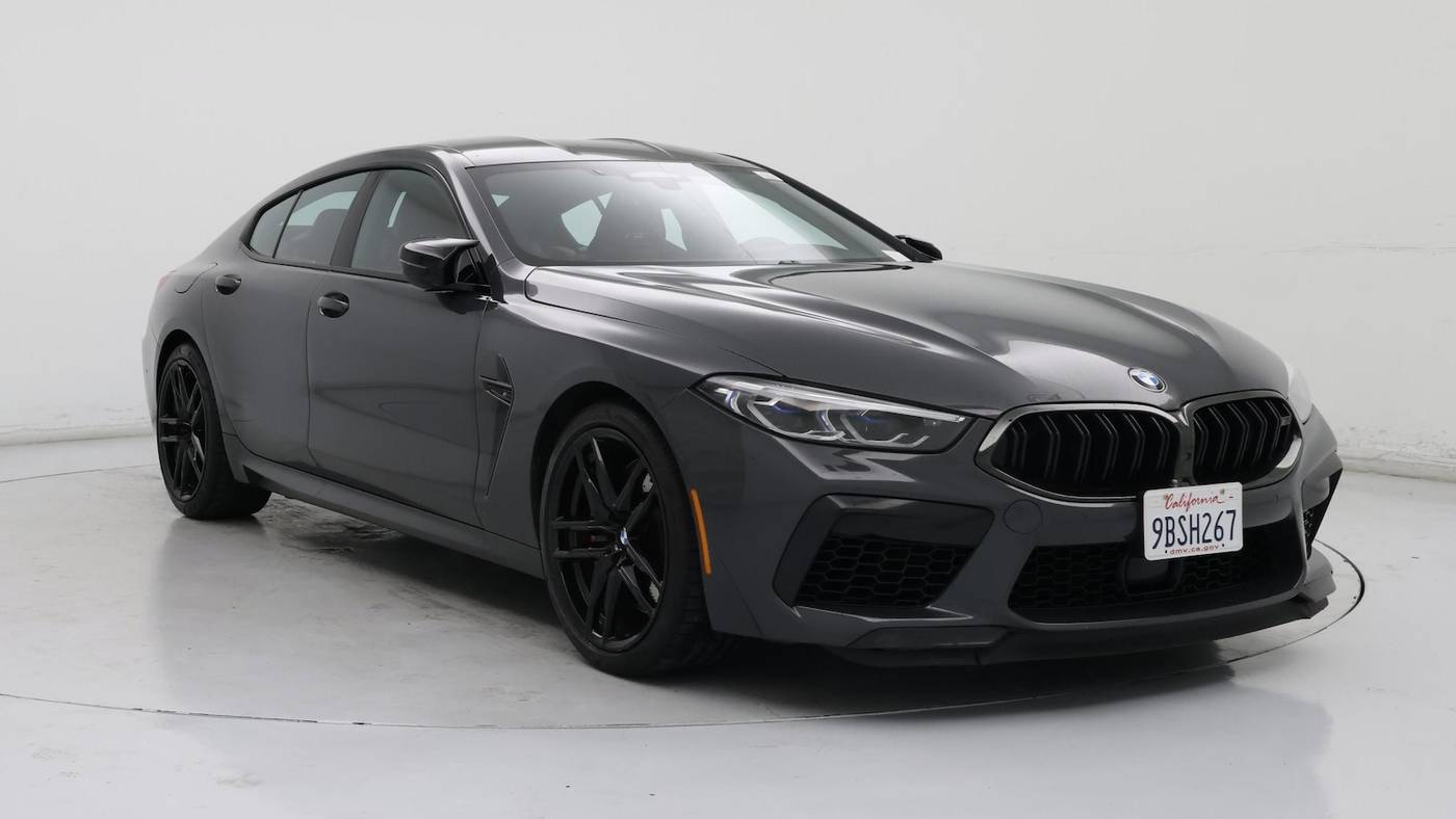 2022 BMW M8