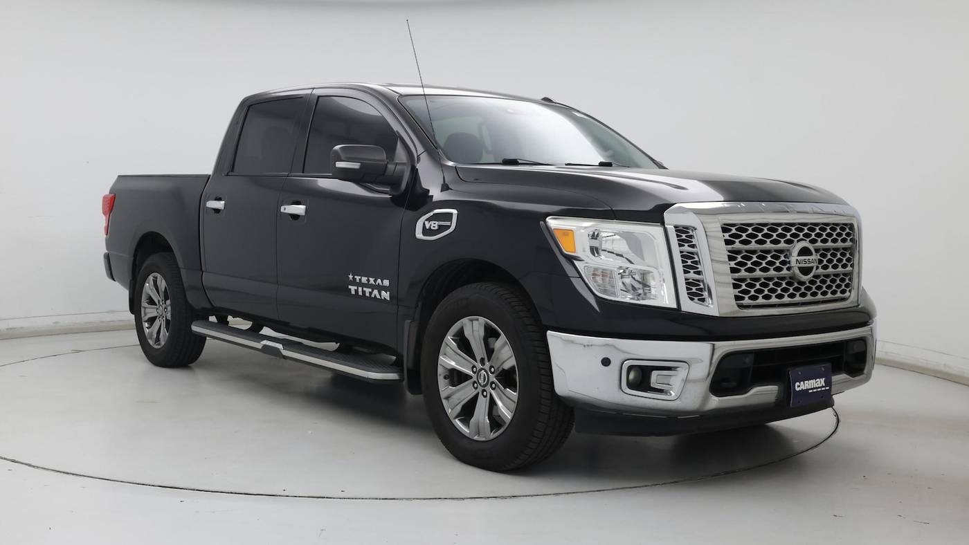 2017 Nissan Titan