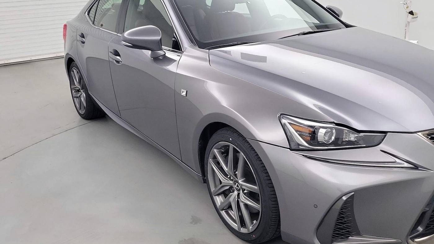 2020 Lexus IS