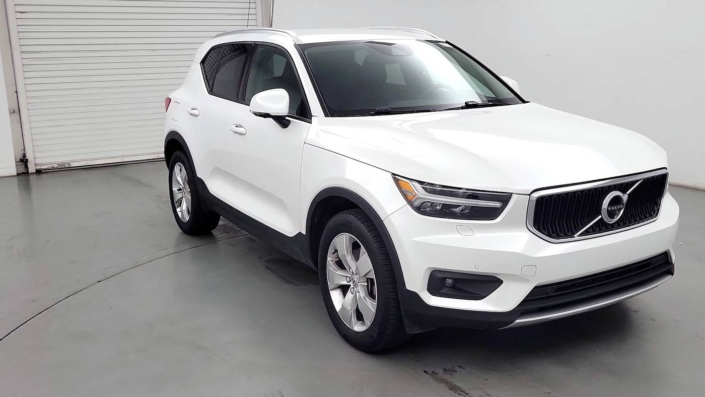 2022 Volvo XC40