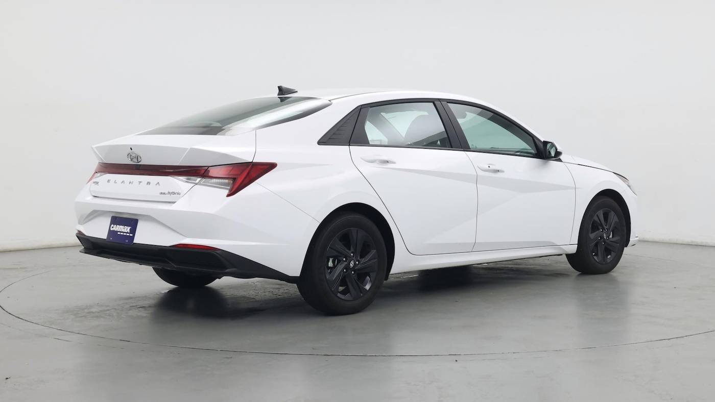 2022 Hyundai Elantra Hybrid