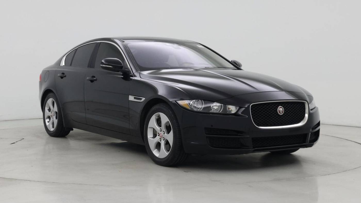 2017 Jaguar XE