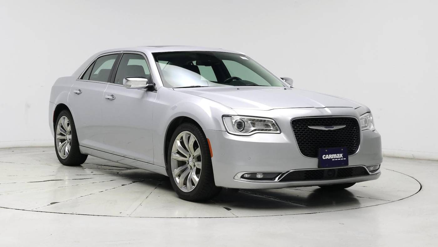 2019 Chrysler 300