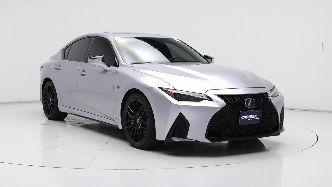 2023 Lexus IS