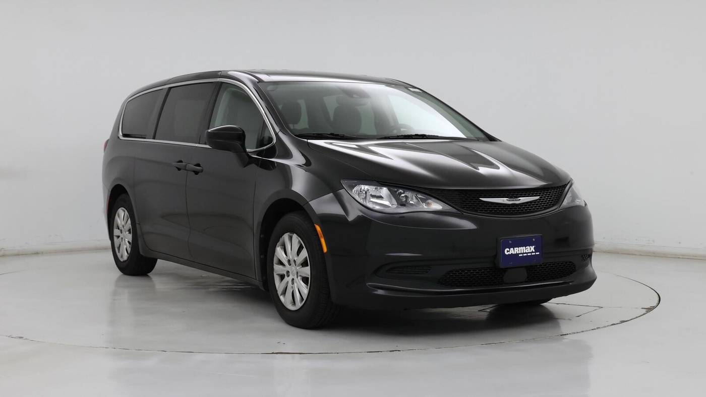 2021 Chrysler Voyager
