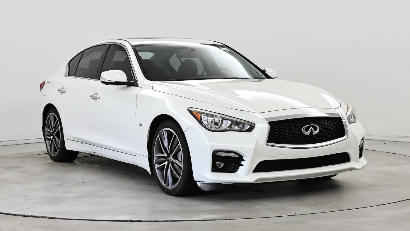 2015 Infiniti Q50