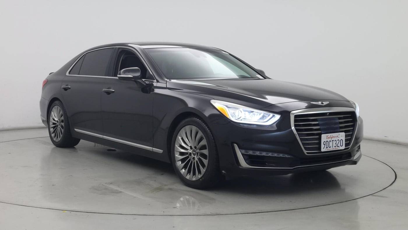 2018 Genesis G90