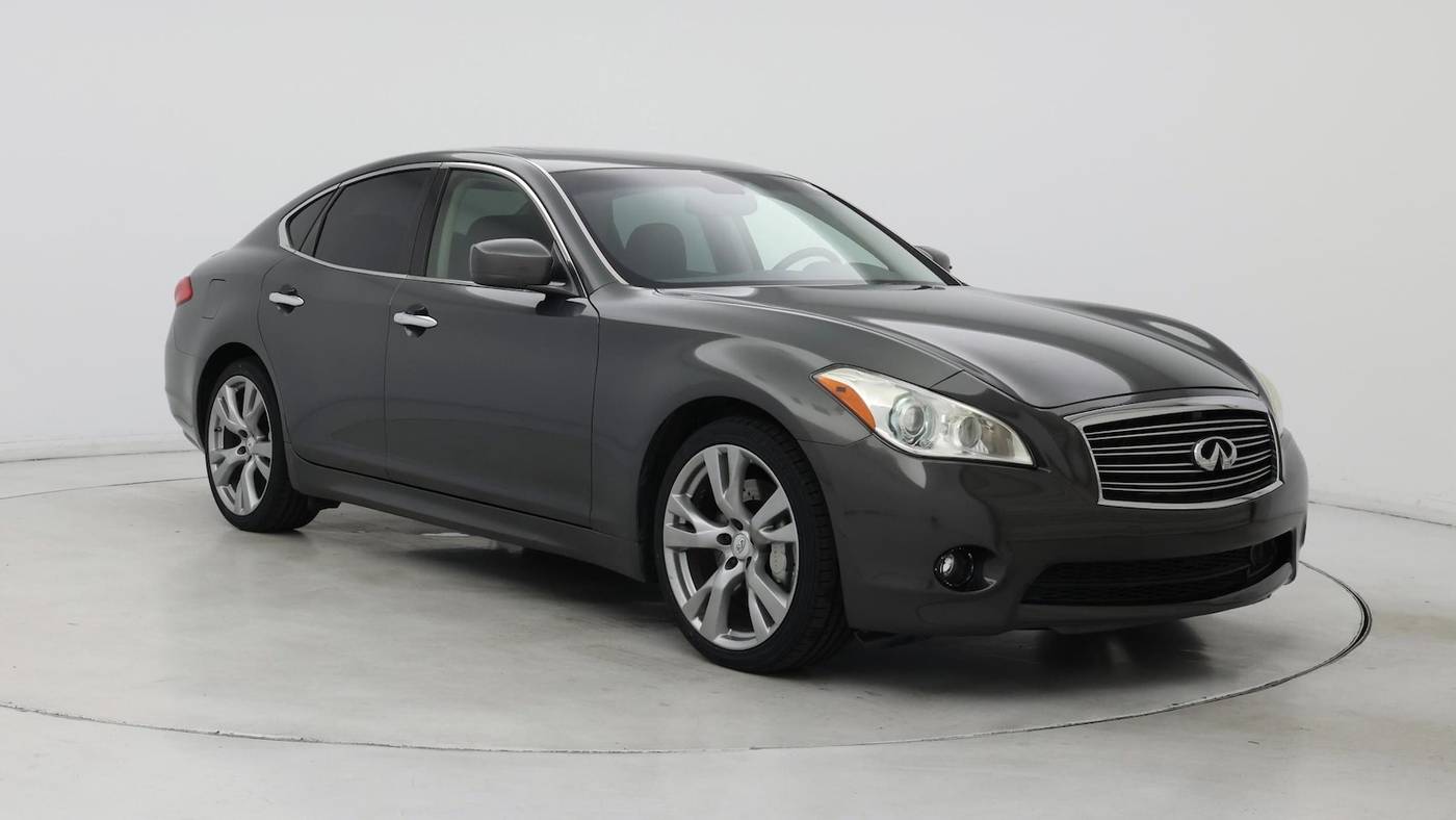 2013 Infiniti M56