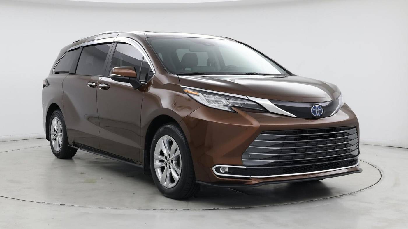 2023 Toyota Sienna