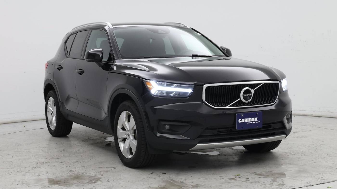 2022 Volvo XC40