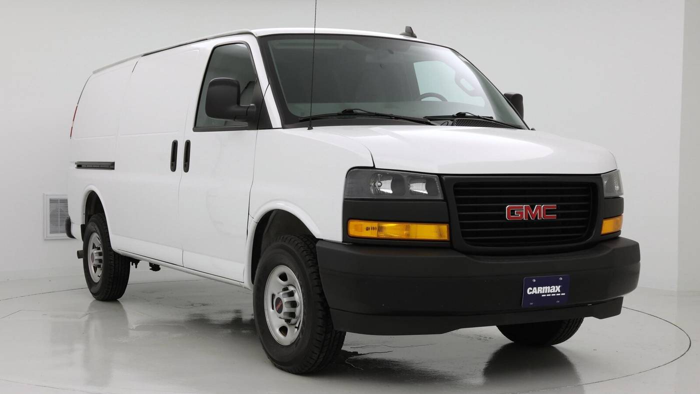 2023 GMC Savana Cargo Van