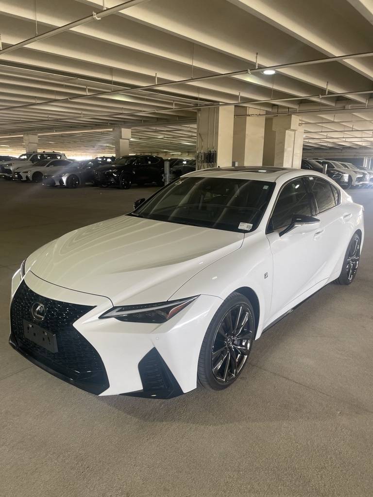 2024 Lexus IS
