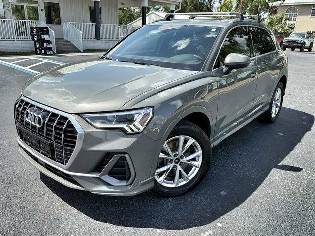 2022 Audi Q3
