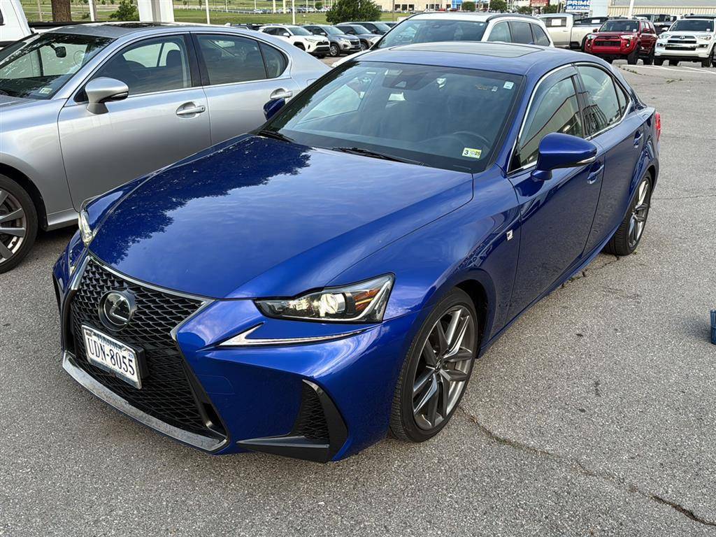 2019 Lexus IS