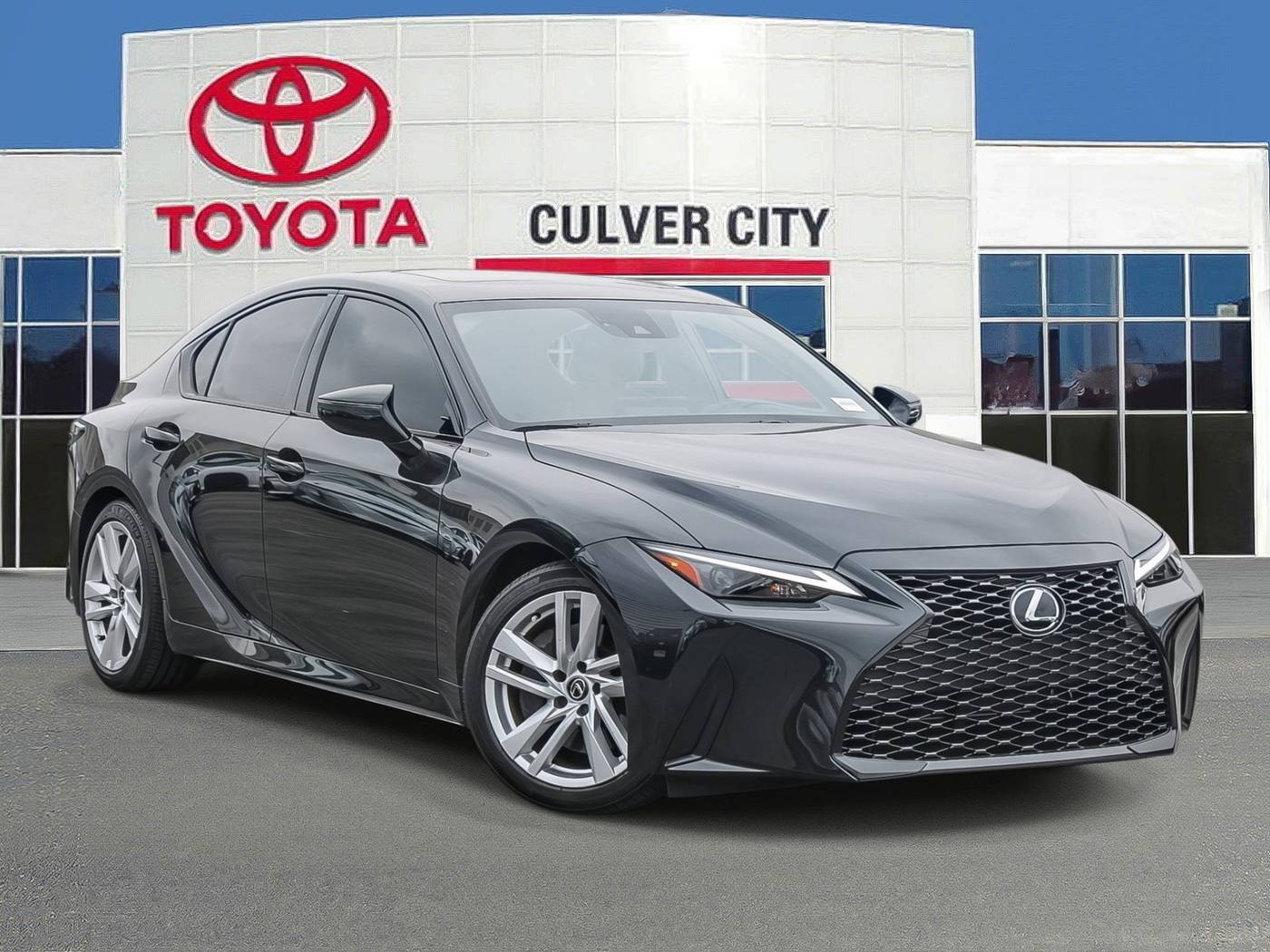 2024 Lexus IS