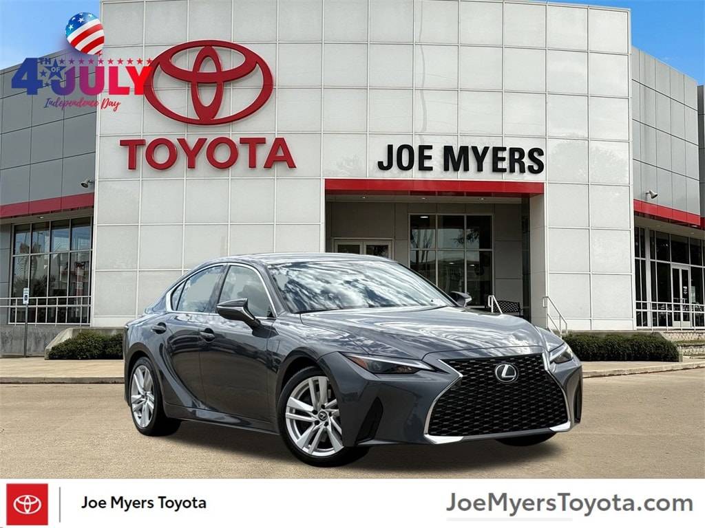 2024 Lexus IS