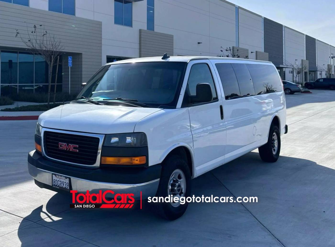2018 GMC Savana Passenger