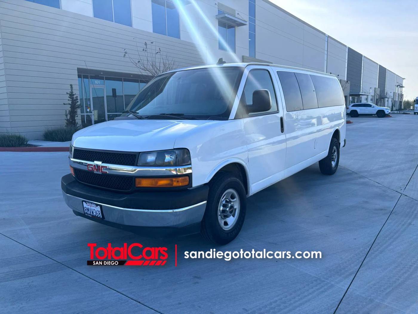 2018 GMC Savana Passenger