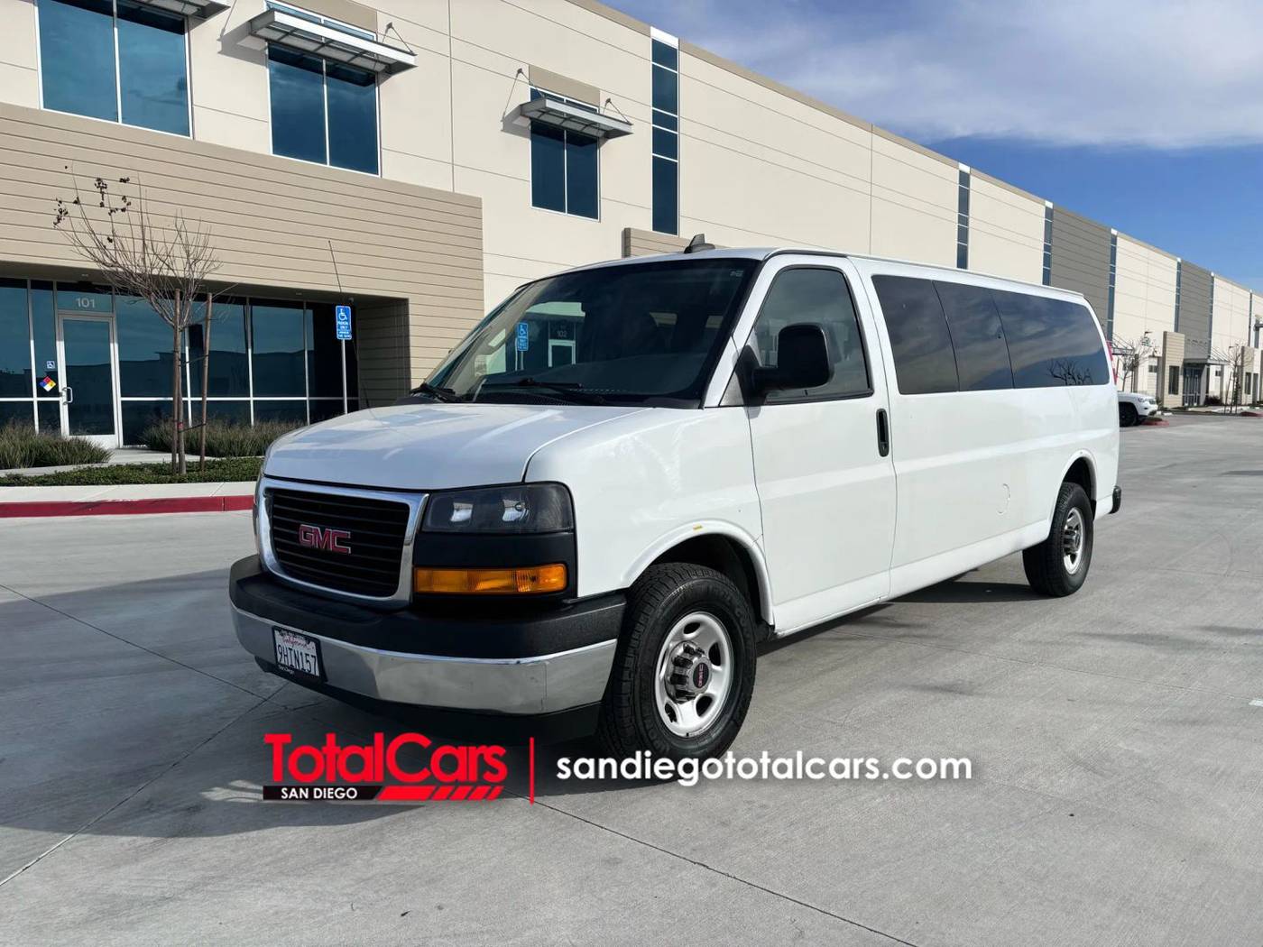 2018 GMC Savana Passenger