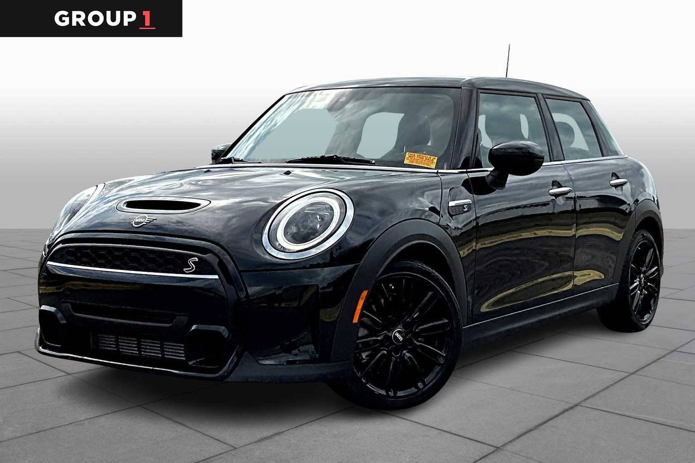 2024 MINI Hardtop 4 Door