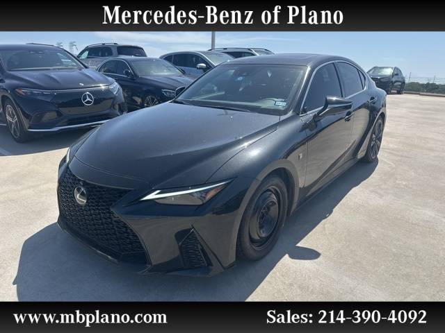 2023 Lexus IS