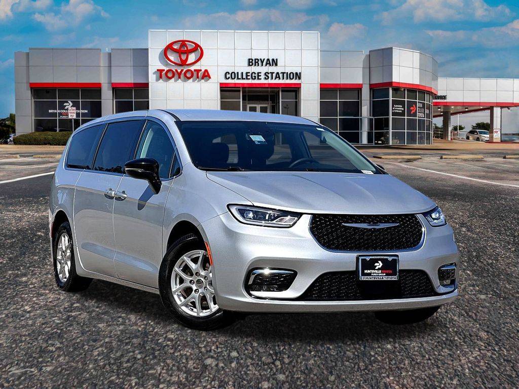 2024 Chrysler Pacifica