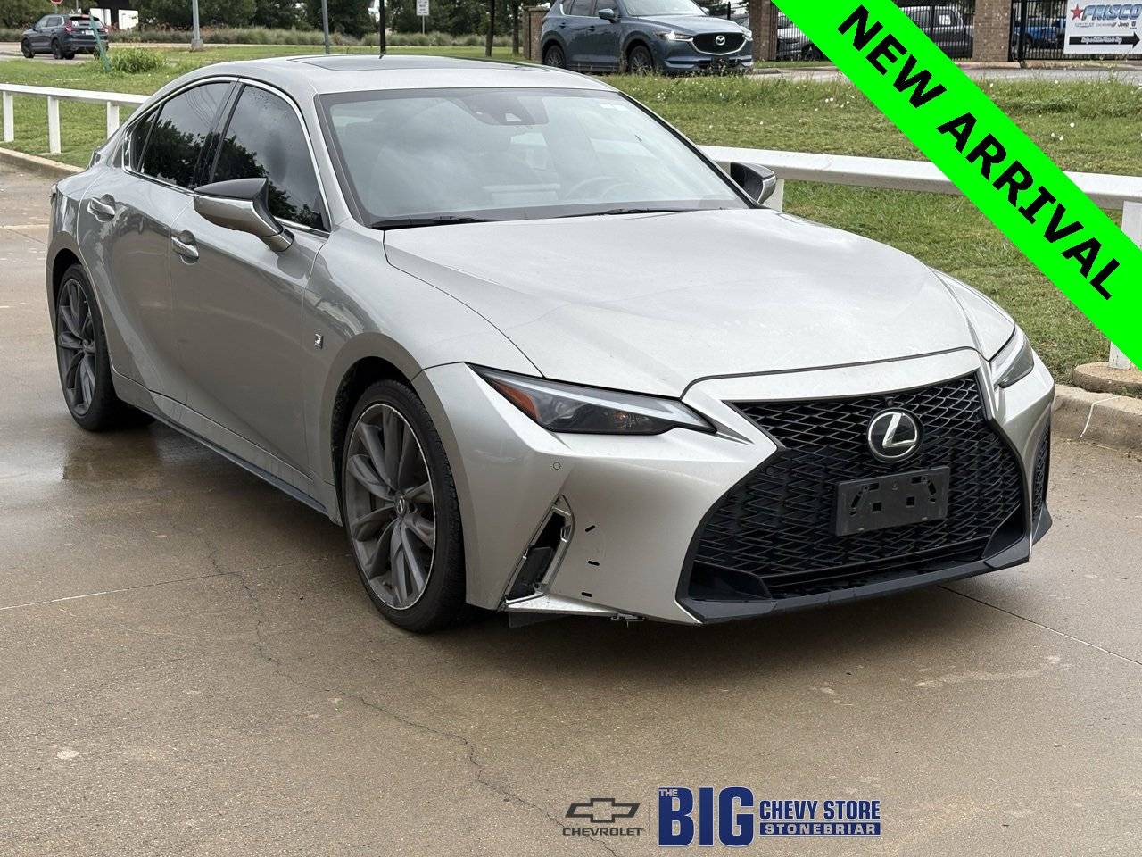 2021 Lexus IS