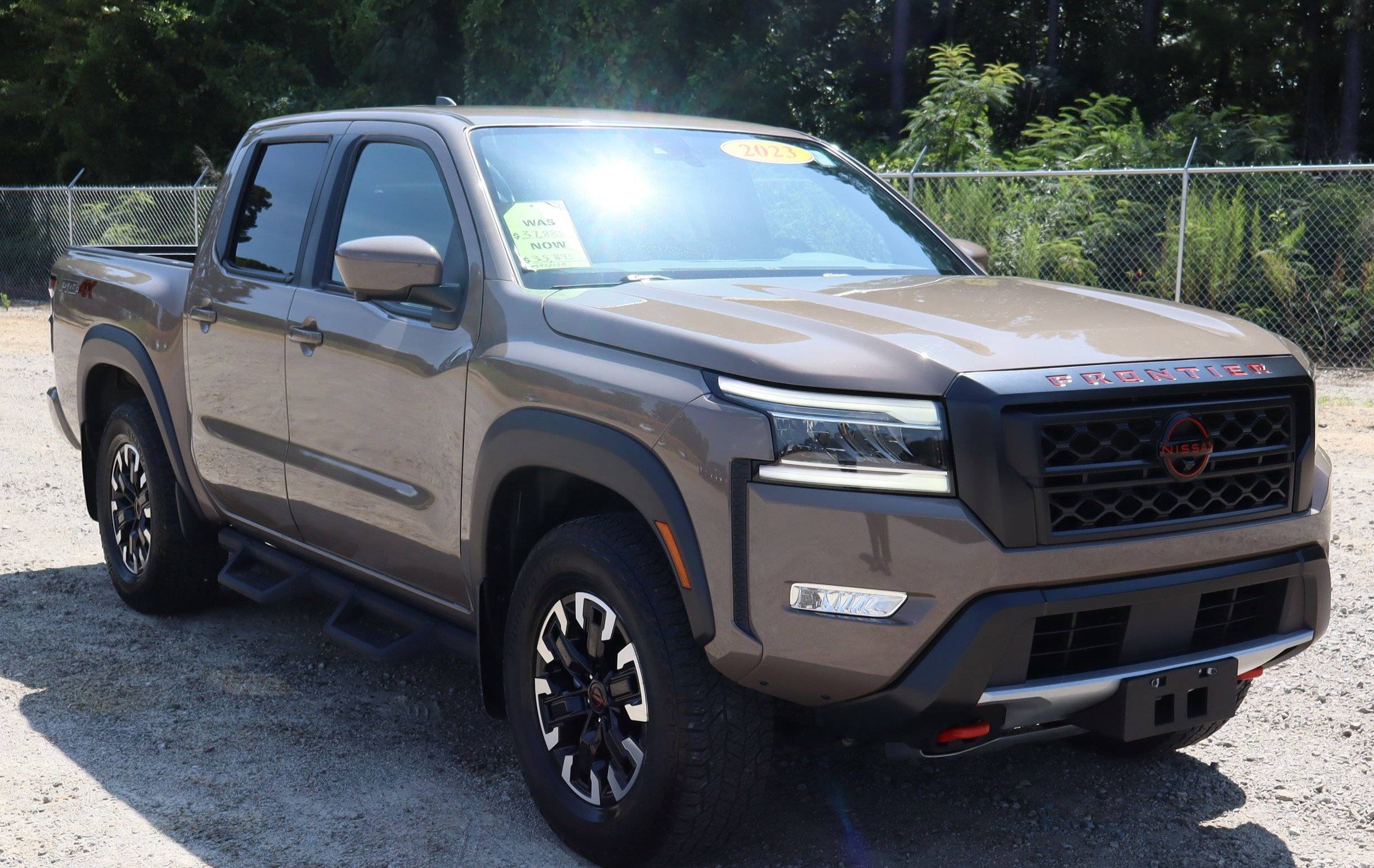 2023 Nissan Frontier