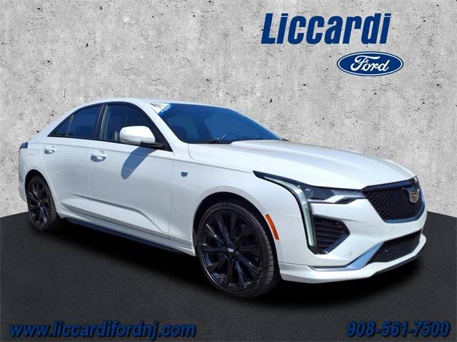 2022 Cadillac CT4