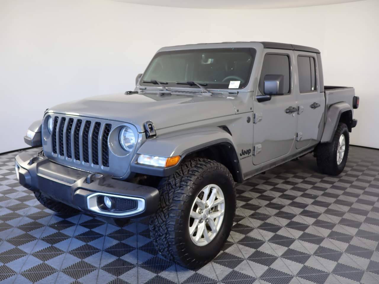 2023 Jeep Gladiator