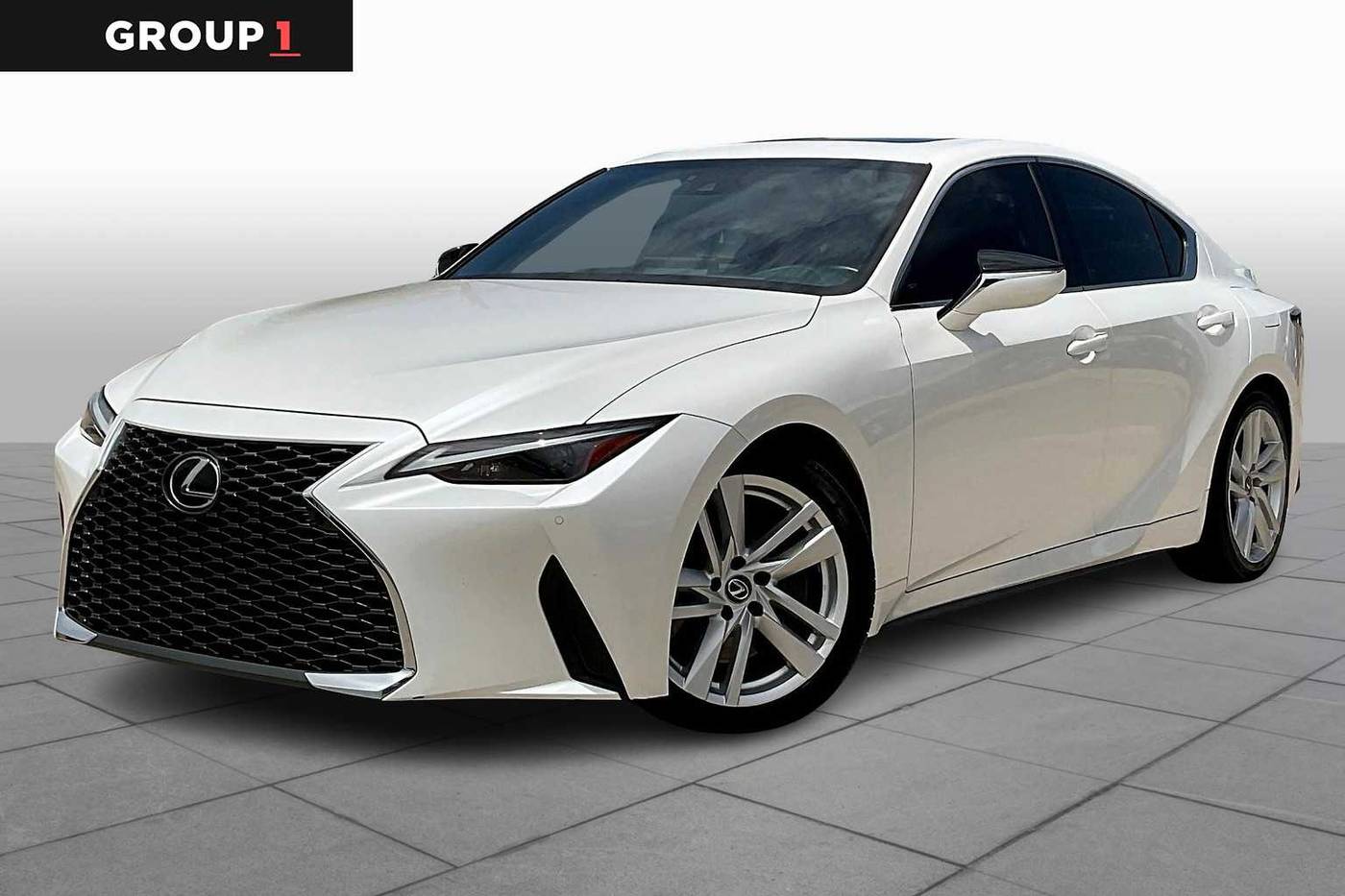 2022 Lexus IS