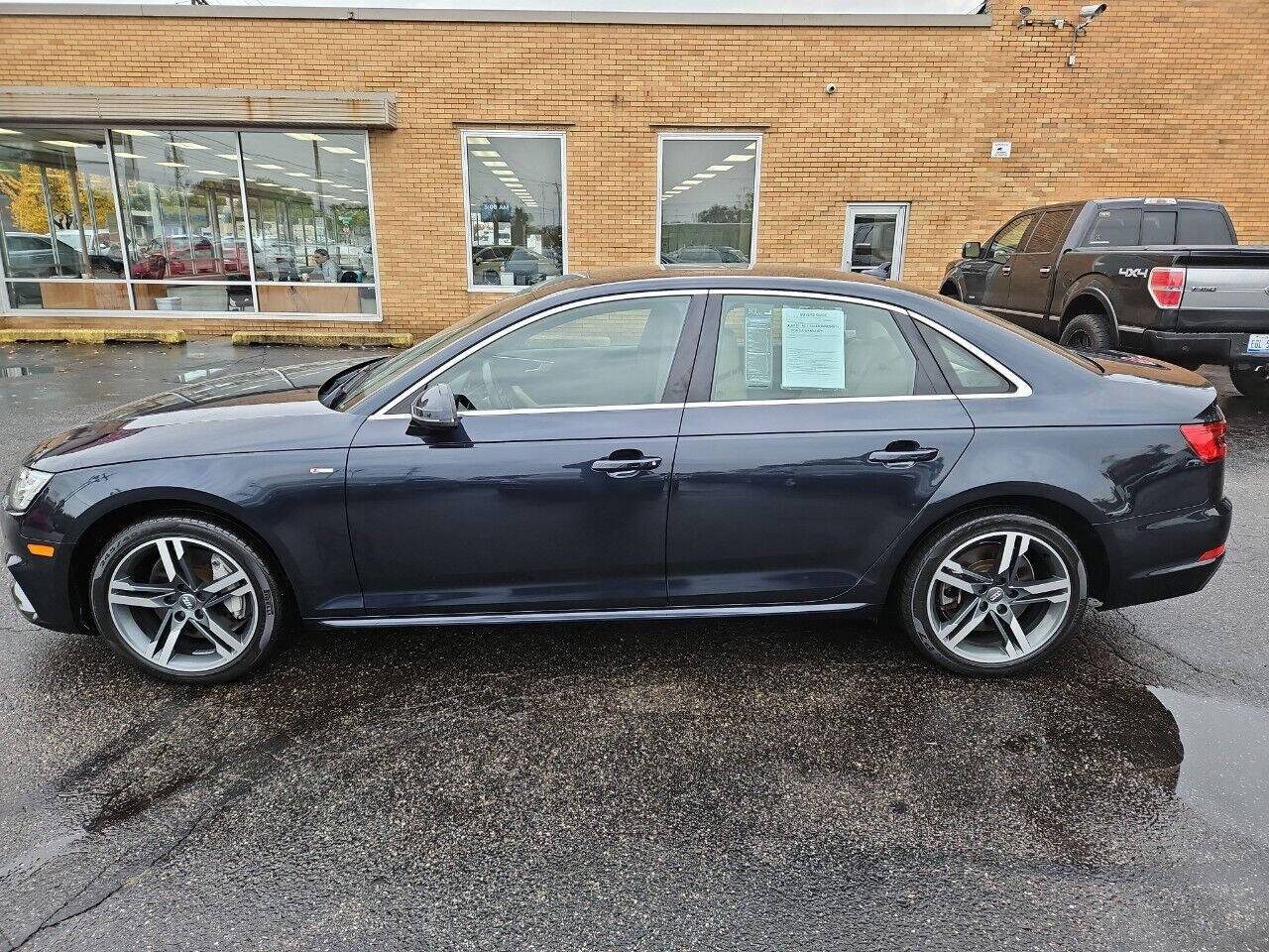 2017 Audi A4