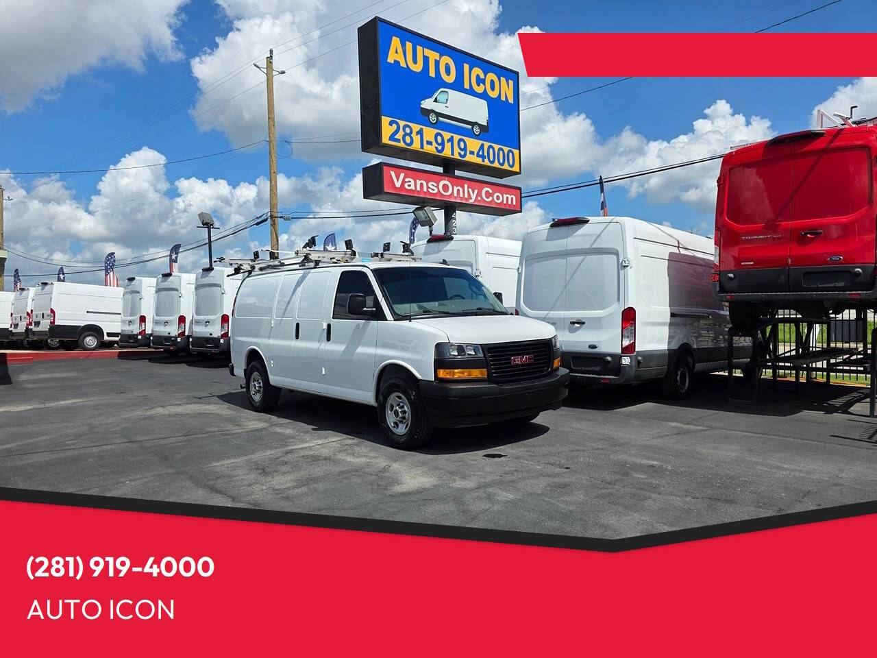 2022 GMC Savana Cargo Van