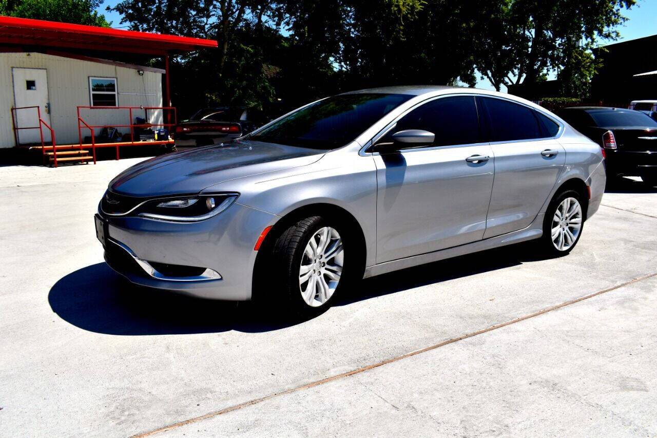 2015 Chrysler 200