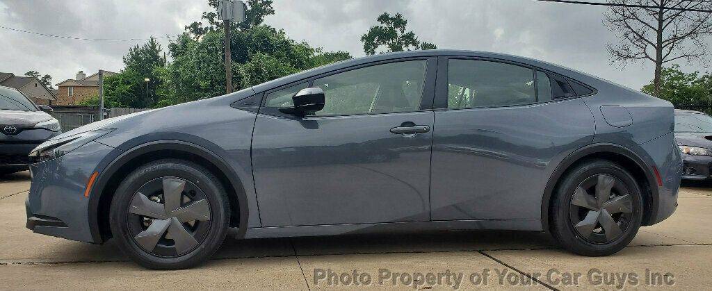 2024 Toyota Prius