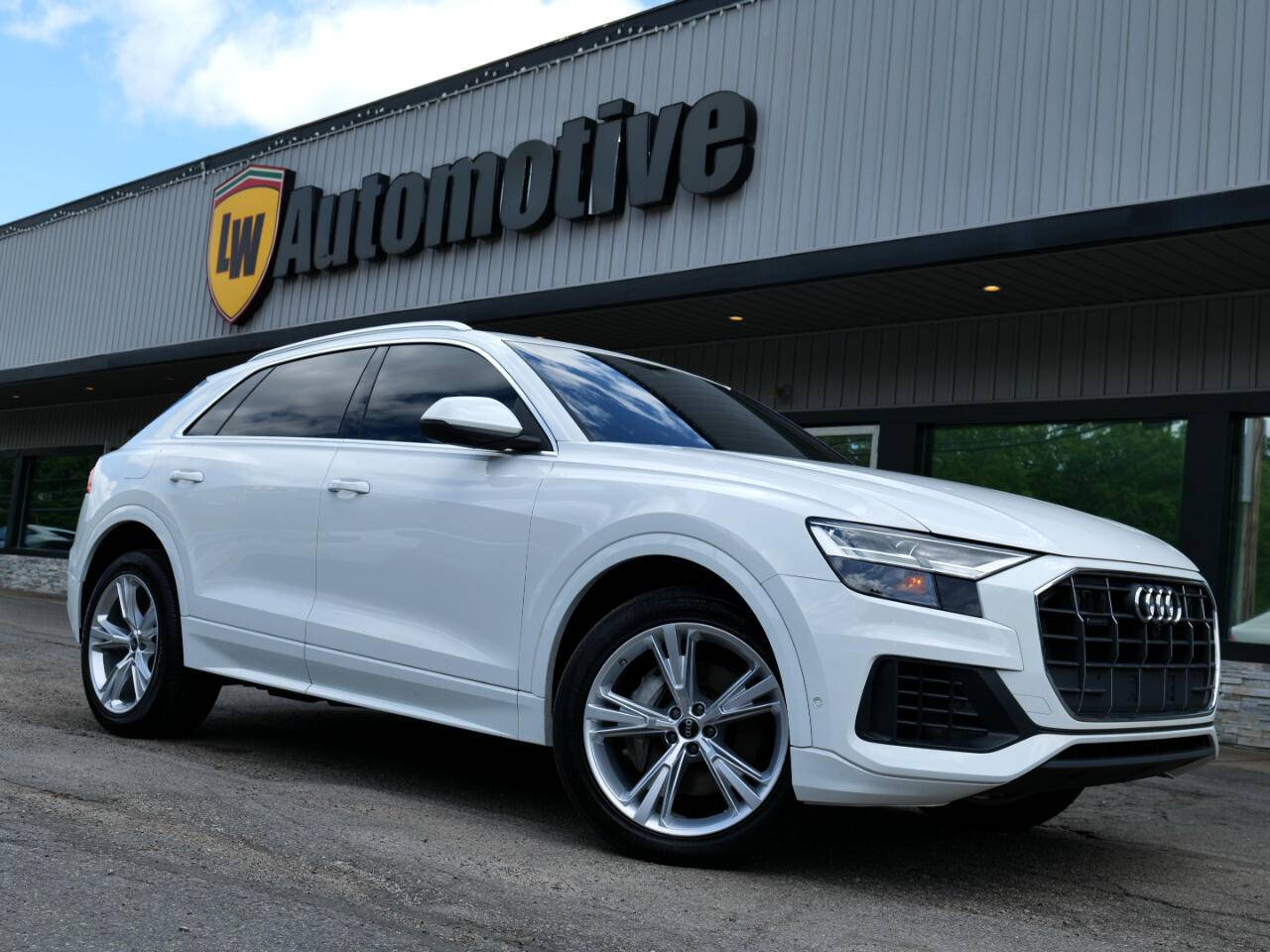 2022 Audi Q8