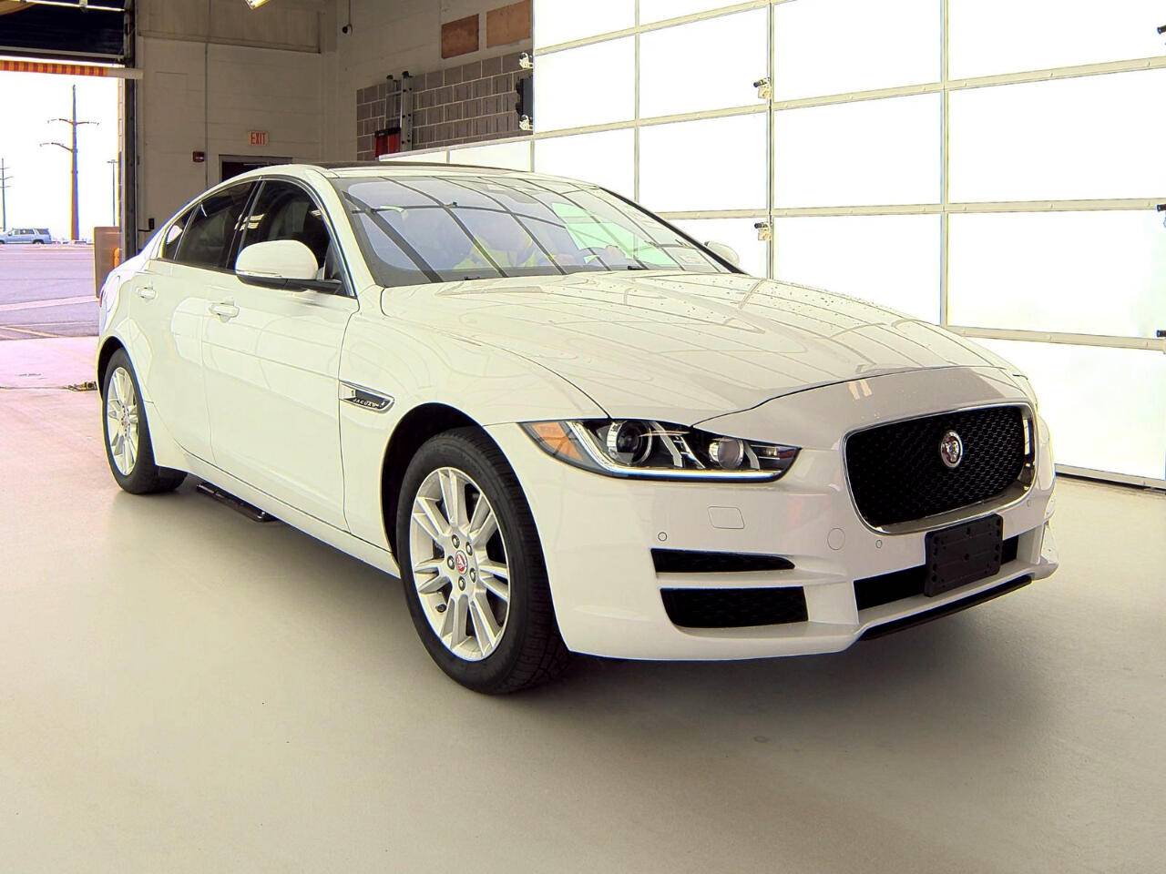 2018 Jaguar XE
