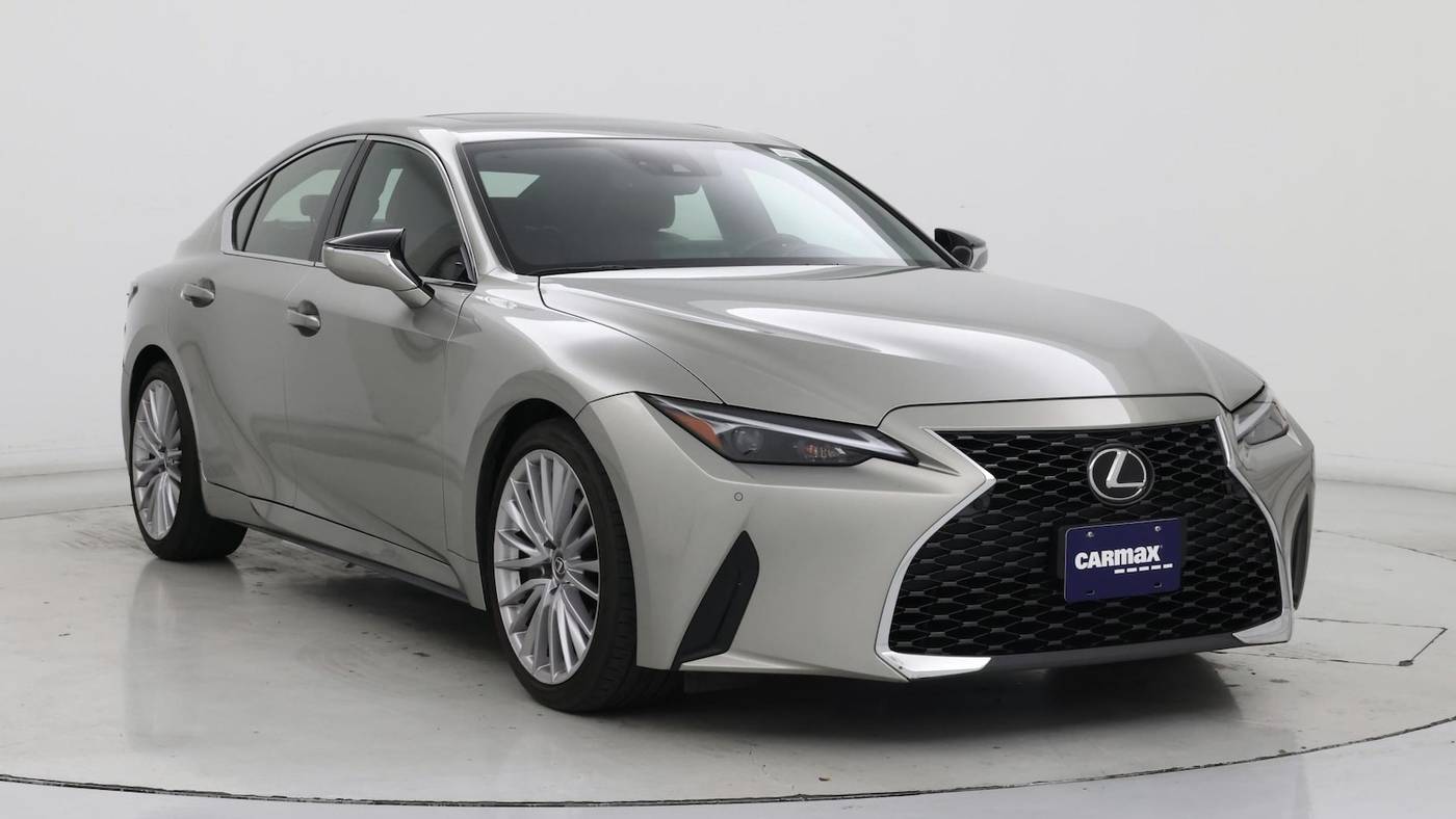 2023 Lexus IS