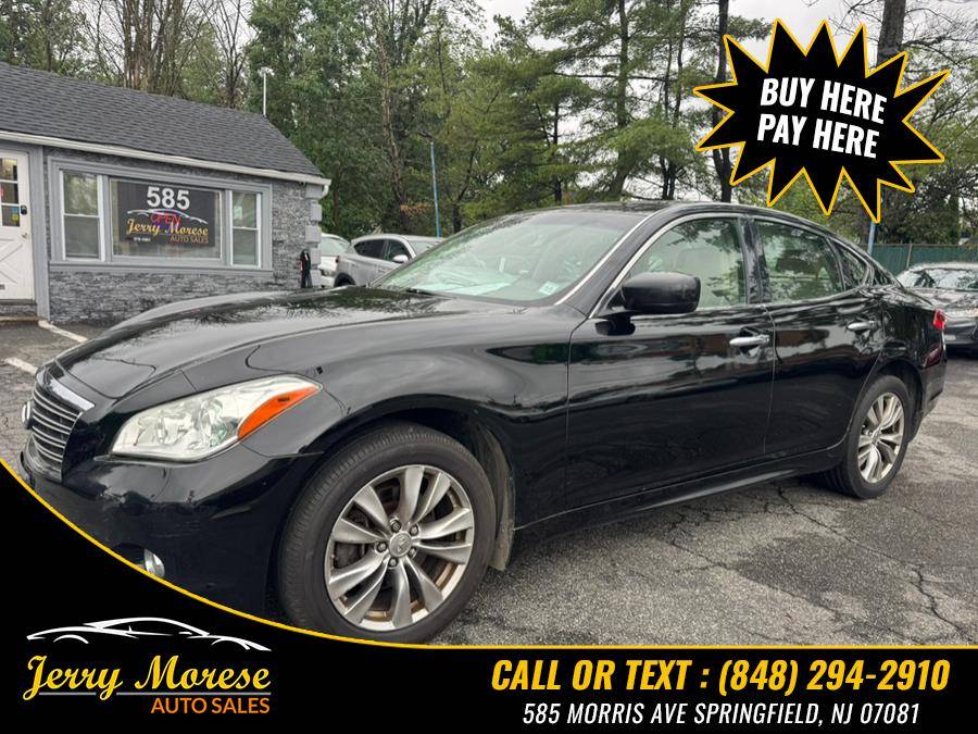 2012 Infiniti M37