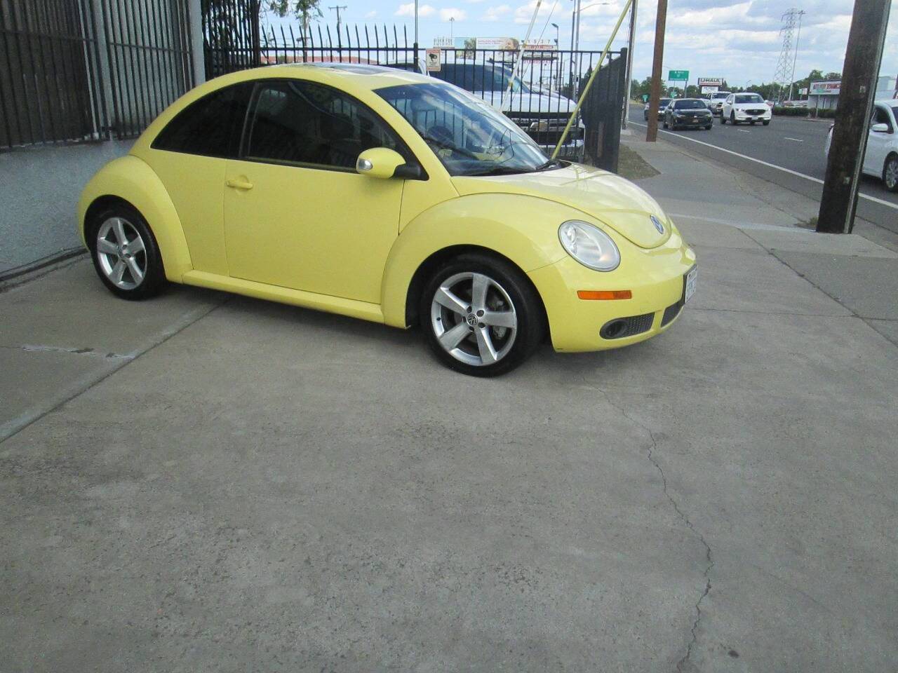 2006 Volkswagen New Beetle Coupe