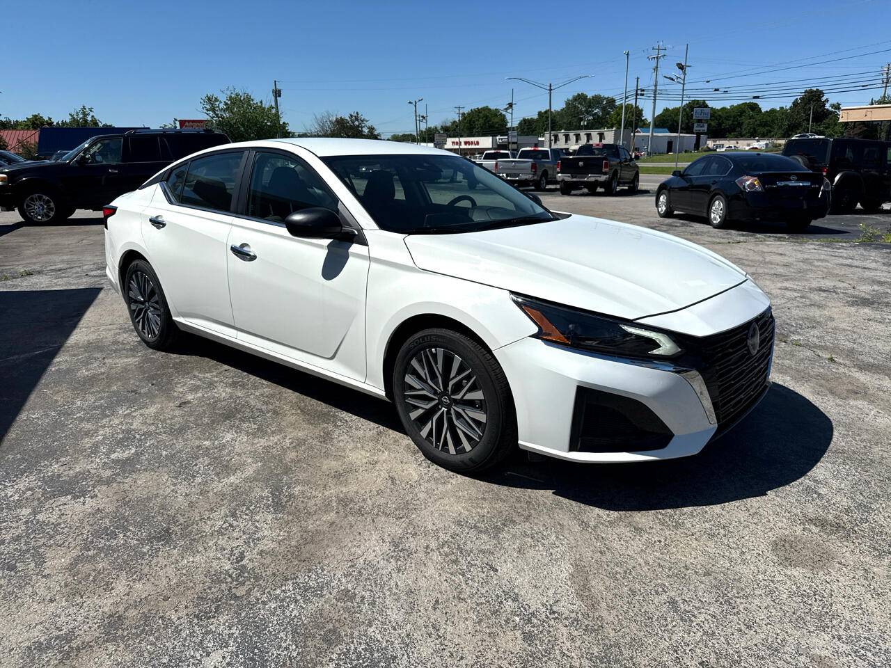 2025 Nissan Altima