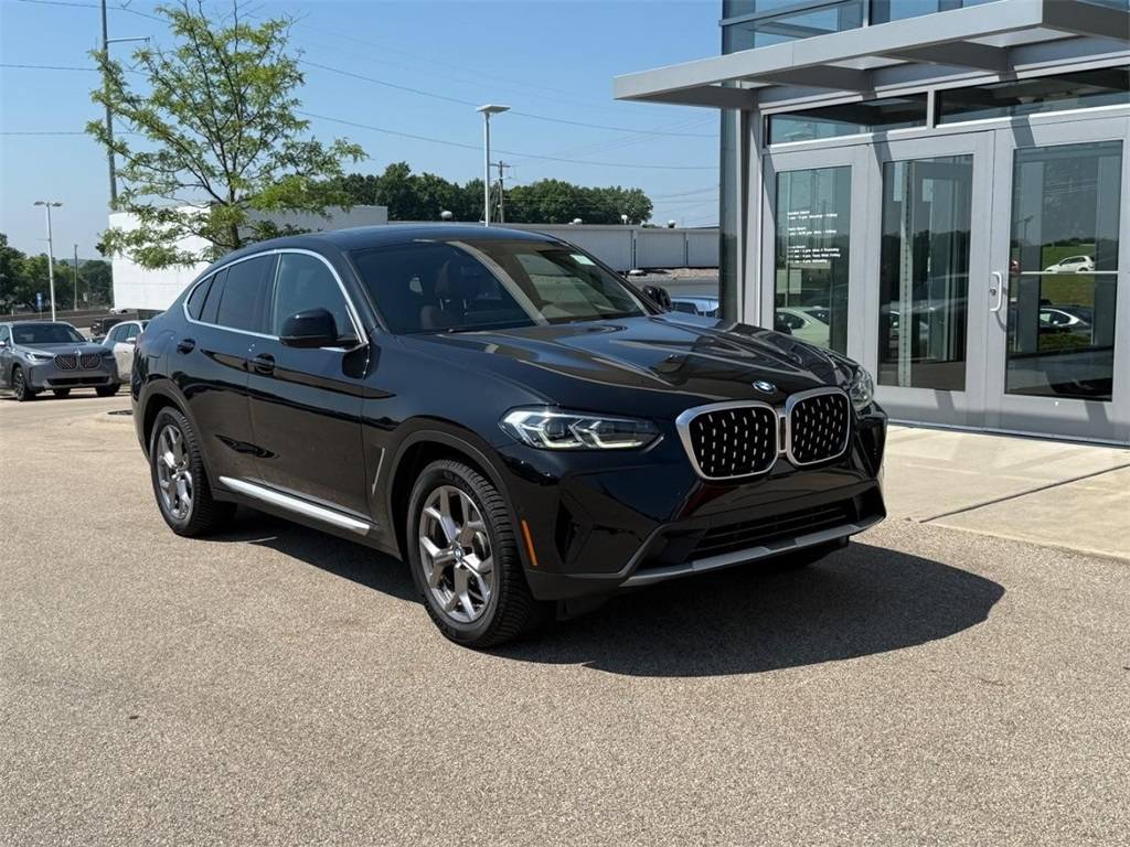 2022 BMW X4
