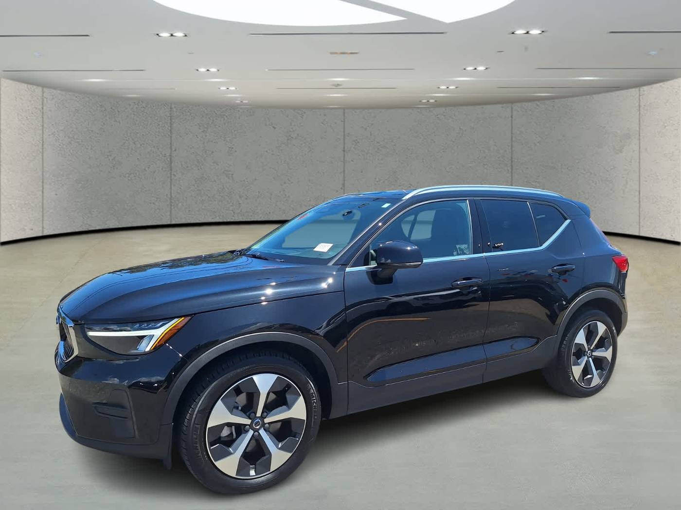 2024 Volvo XC40