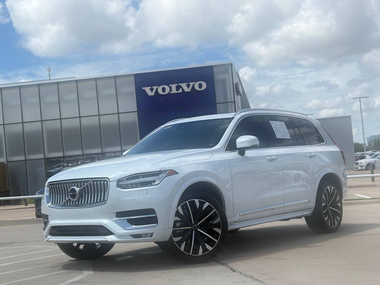 2023 Volvo XC90