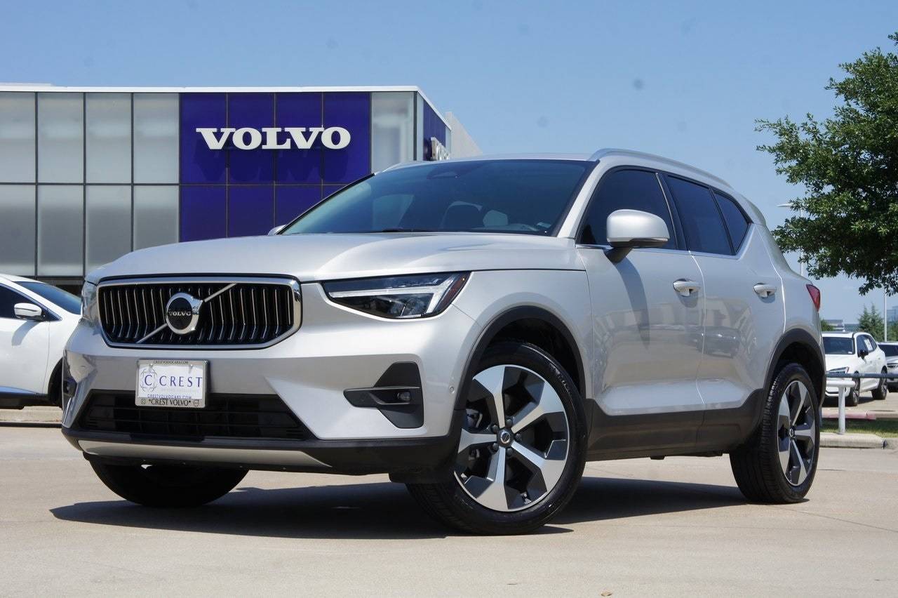 2023 Volvo XC40