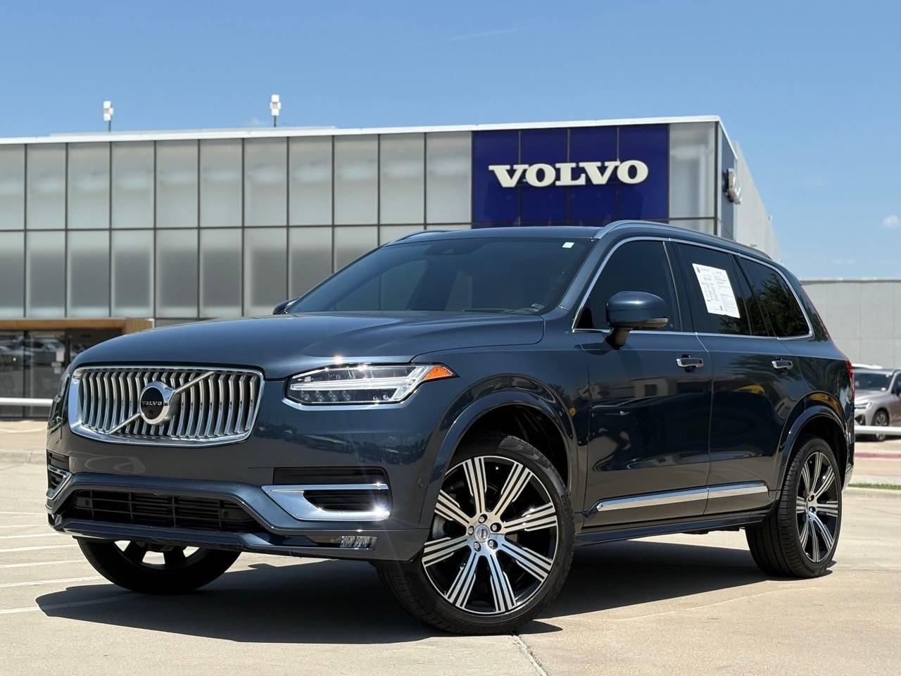 2022 Volvo XC90
