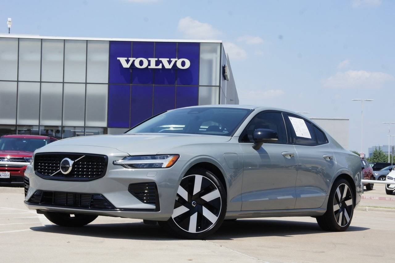 2024 Volvo S60 Recharge Plug-in Hybrid