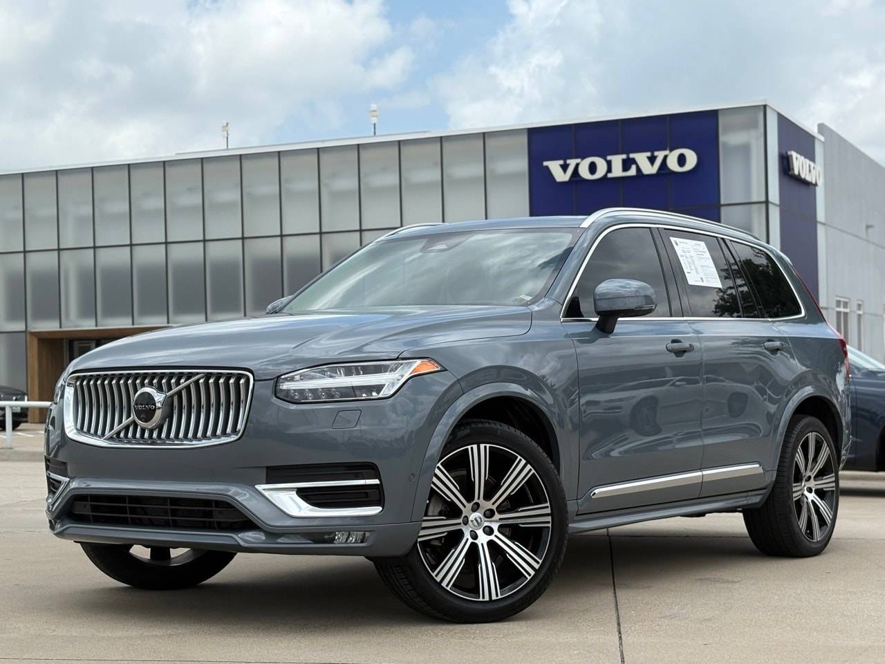 2023 Volvo XC90