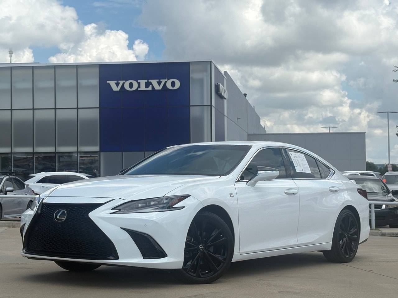2023 Lexus ES