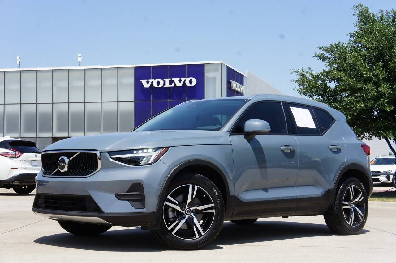 2023 Volvo XC40